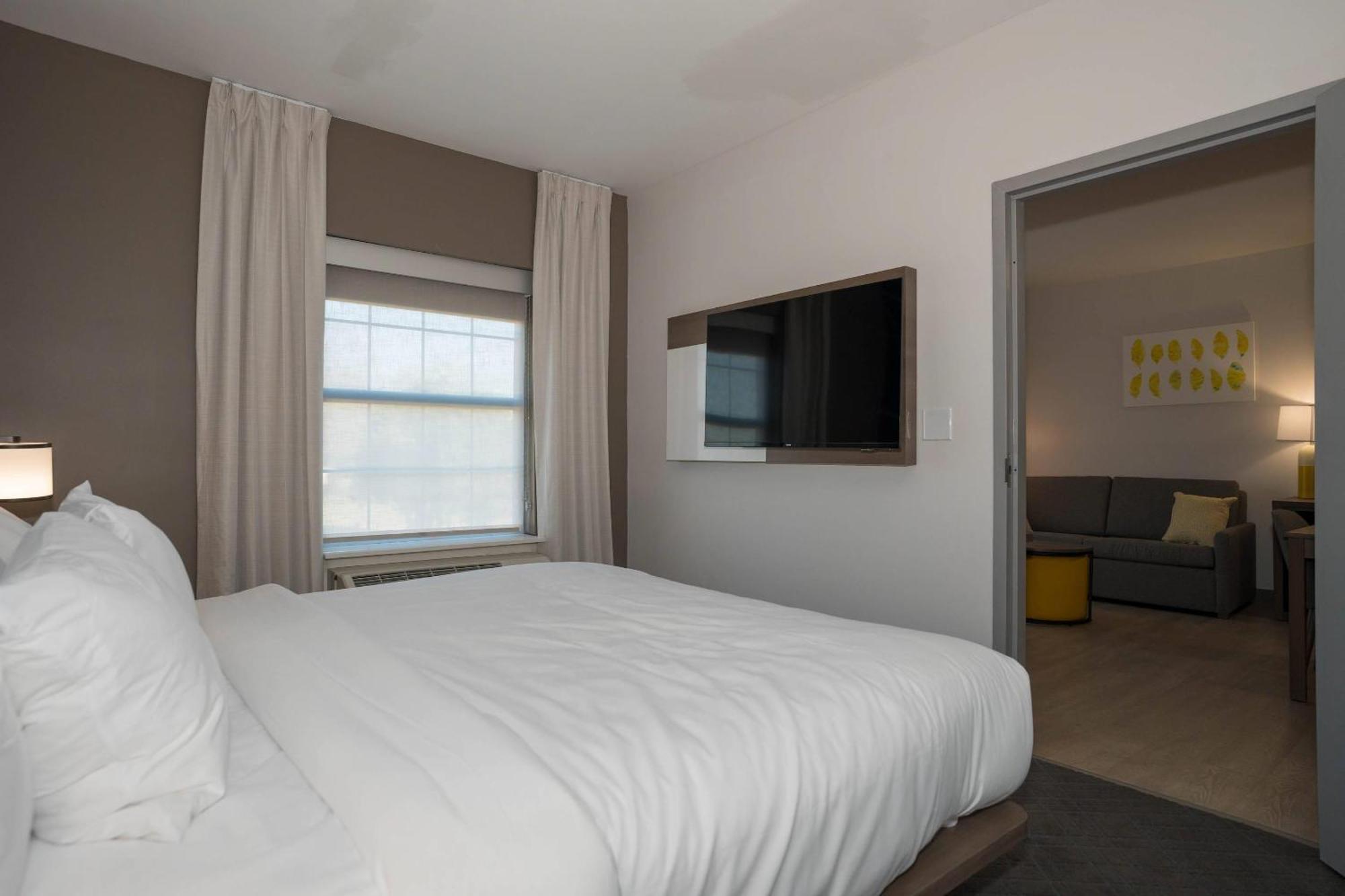 Comfort & River Hotel Decatur