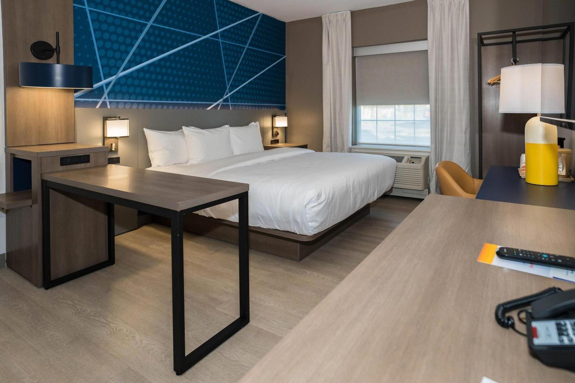Hotel Comfort & River