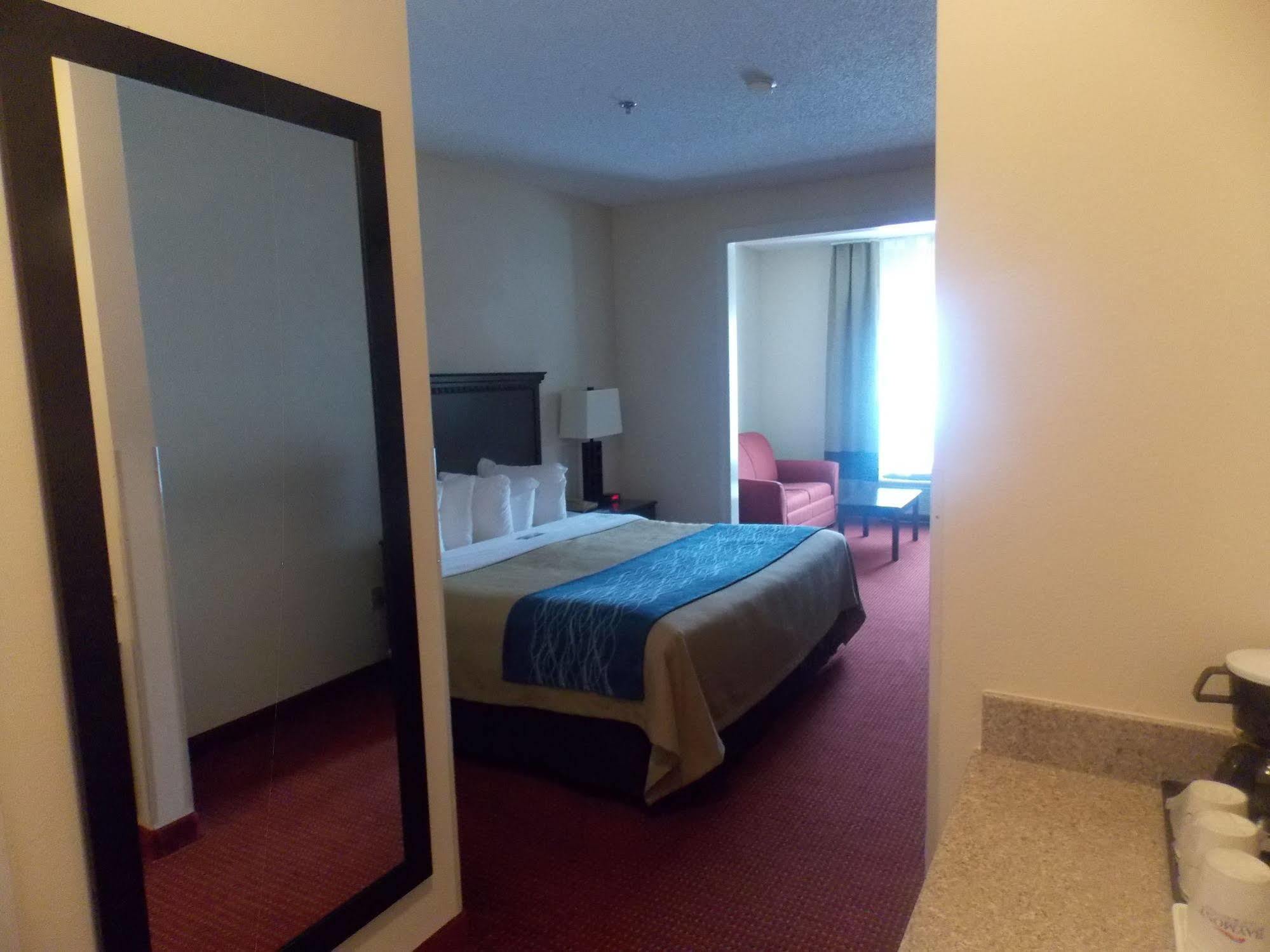 Inn&suites Hotel 2*